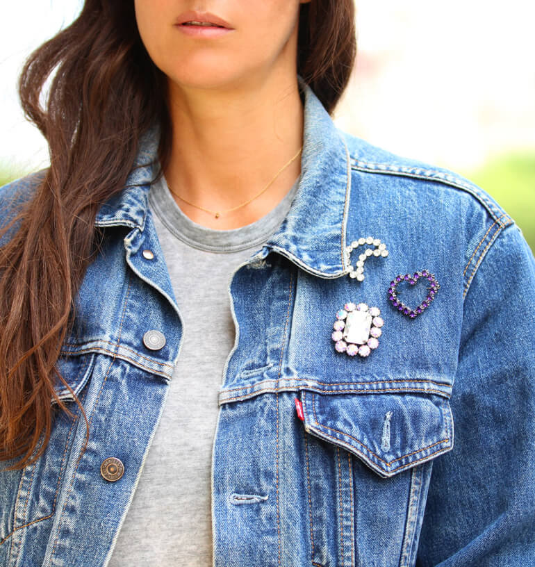 Learning How To Wear Pins And Brooches In A Modern Way