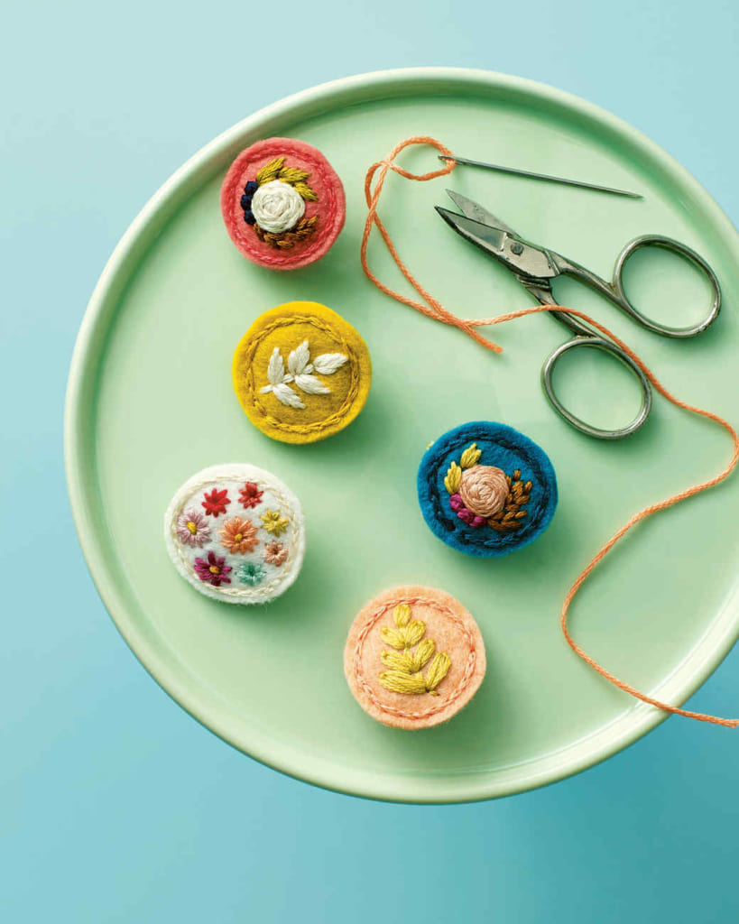 10 Handmade Brooches and Pins