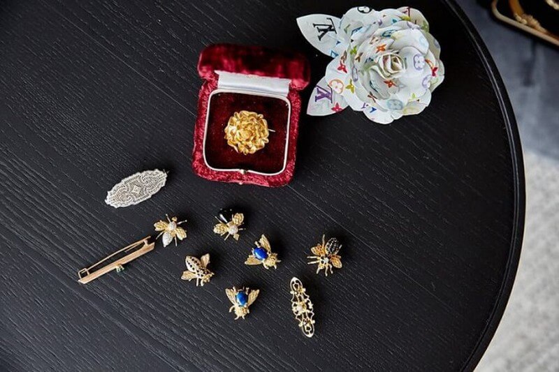 Brooches The Spectacular Return Of the Classic Accessory