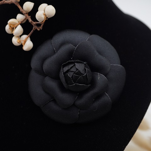 Spook Up Your Halloween Costume With Brooch